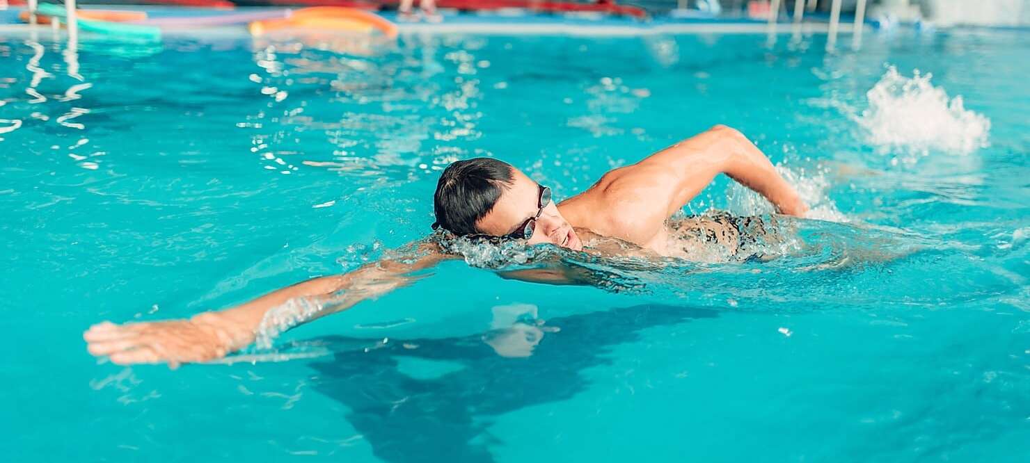🏆Descubre las mejores aletas de natación para piscina