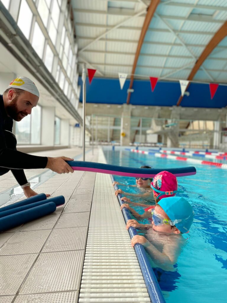 enfant cours de natation piscine palaiseau