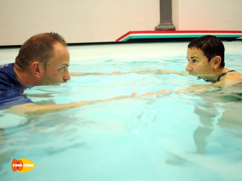 Coachs de natation qui donnent des cours pour les personnes l'aquaphobes - Swim Stars